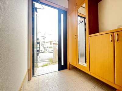 【玄関】 | 箕面市小野原東5丁目貸家