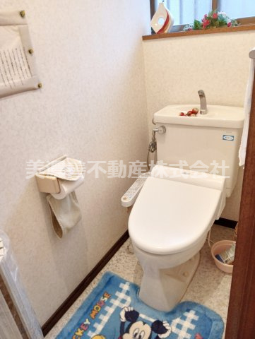 ６５７２６　瑞穂市牛牧中古戸建てのトイレ