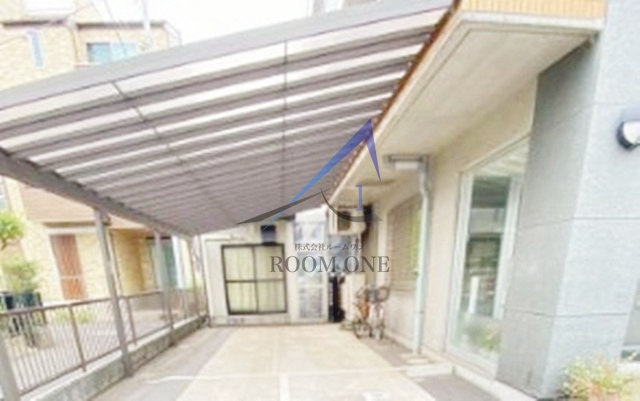 アピスのエントランス|エントランスです。