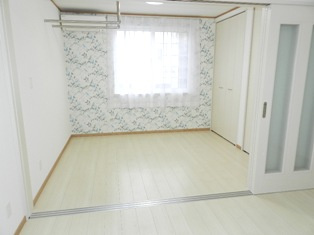 レ・エスポワールの居間・リビング