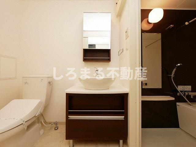 アーデン江戸堀の洗面所