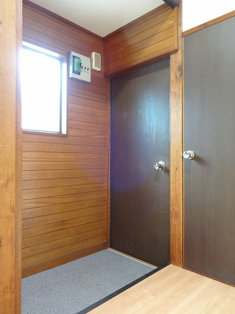 深沢ハウスの玄関