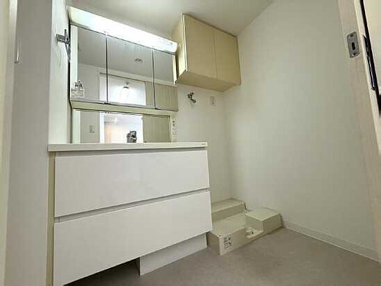 【独立洗面台】