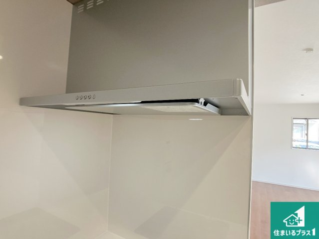 加古郡播磨町東本荘　第1期　新築一戸建ての設備|汚れにくいスロットフィルタでお手入れラクラク！ＬＥＤ照明付き！