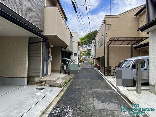 紫野北舟岡町 新築戸建の前面道路含む現地写真
