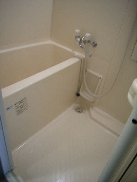 プレール学芸大学の浴室