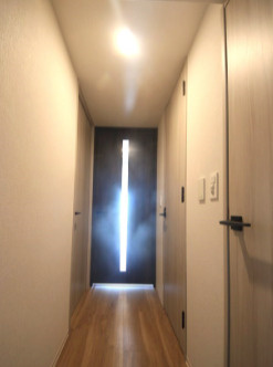 アーバネックス新町Ⅱの玄関