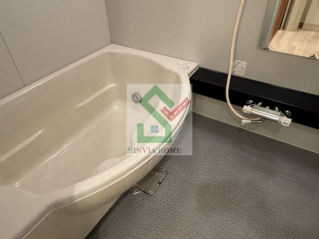 ロイヤルモナークの浴室