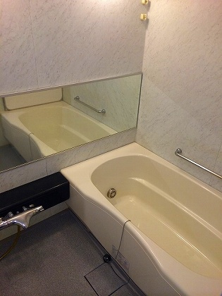 パークハウス下馬一丁目の浴室