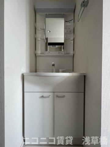 エリムレジデンス豊島園の洗面所