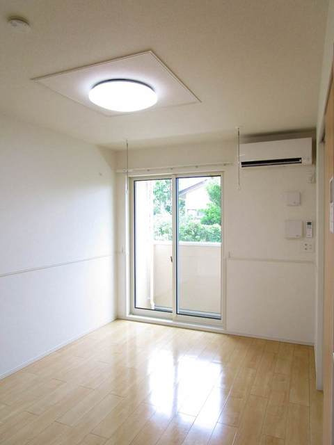 サクラガーデンの居間・リビング