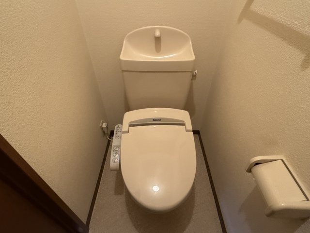 ロイヤルメゾンマエダのトイレ