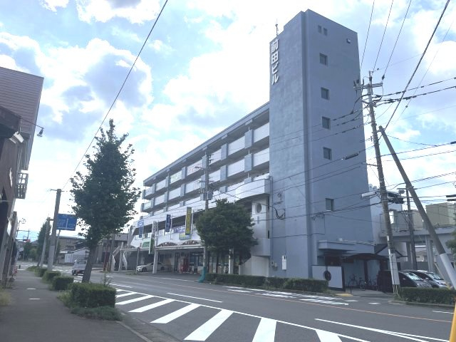 前田ビルの外観