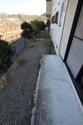 【庭】 | リバーサイド小車5号棟