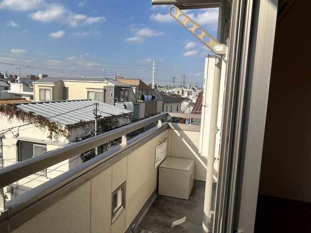 フローラ中野のバルコニー|同建物別室参考写真