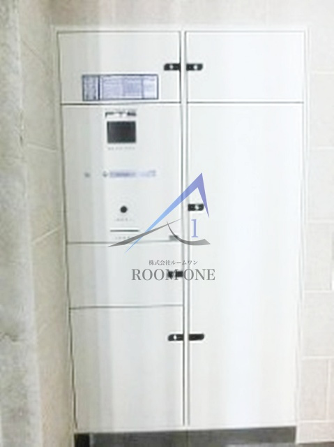 Ｒｉｓｉｎｇ　Ｐｌａｃｅ錦糸町三番館のその他共用部分|宅配ボックスです。