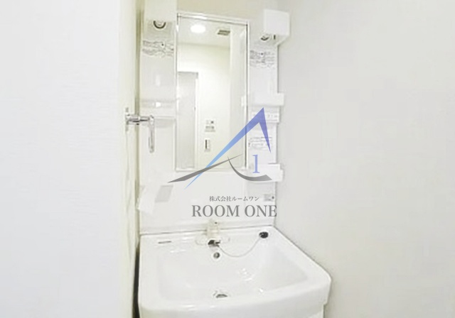 Ｒｉｓｉｎｇ　Ｐｌａｃｅ錦糸町三番館の洗面所|洗面台です。
