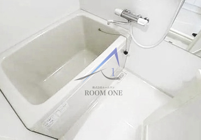 Ｒｉｓｉｎｇ　Ｐｌａｃｅ錦糸町三番館の浴室|お風呂です。