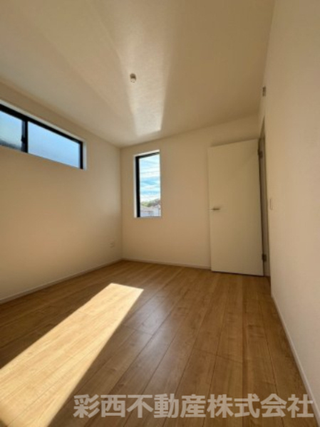 所沢市所沢新町新築戸建ての収納|キッチンには床下収納付き♪