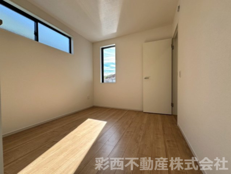 所沢市所沢新町新築戸建ての居間・リビング