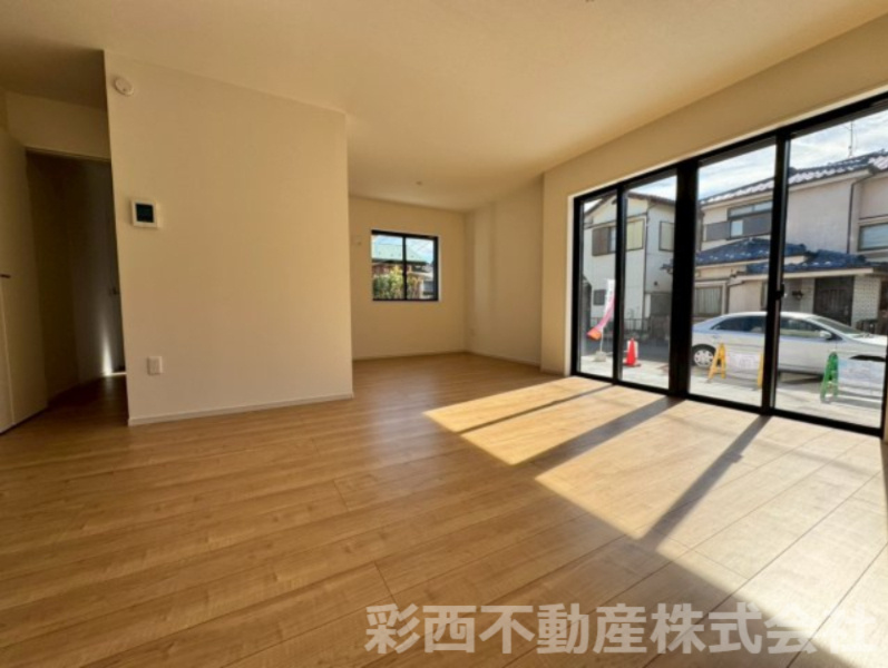 所沢市所沢新町新築戸建ての洋室