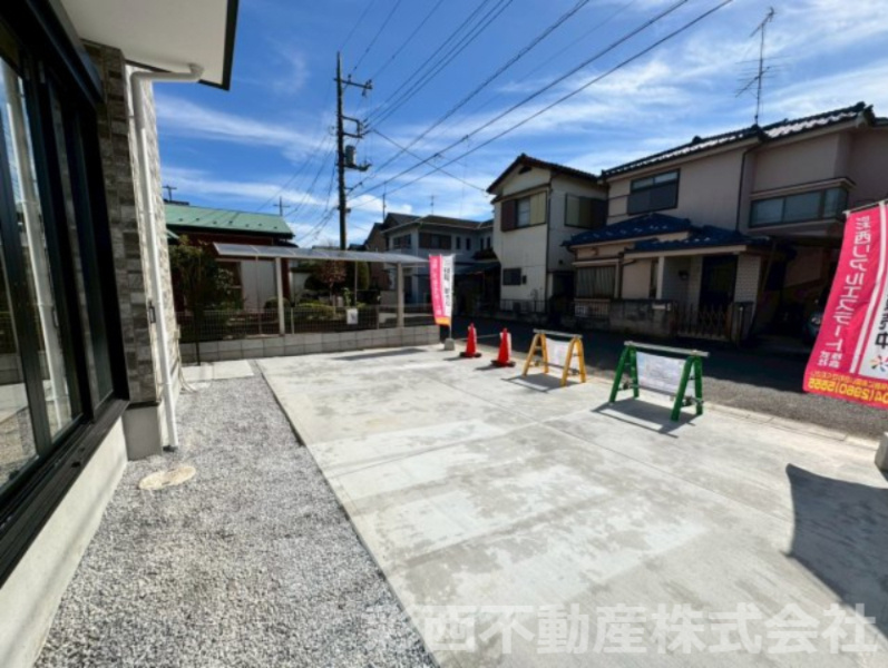 所沢市所沢新町新築戸建ての駐車場