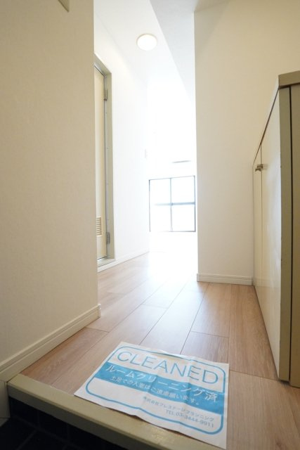 コート代官山の玄関