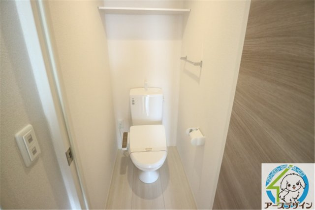 アルコバレーノⅧのトイレ|パース写真