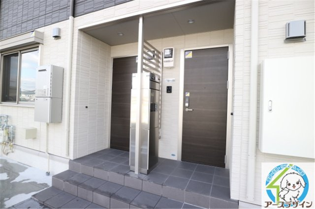 アルコバレーノⅧのエントランス|パース写真