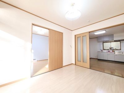 【洋室】 | グランディール・マルモ