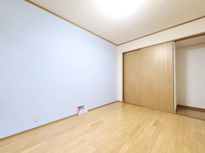 【洋室】 | グランディール・マルモ