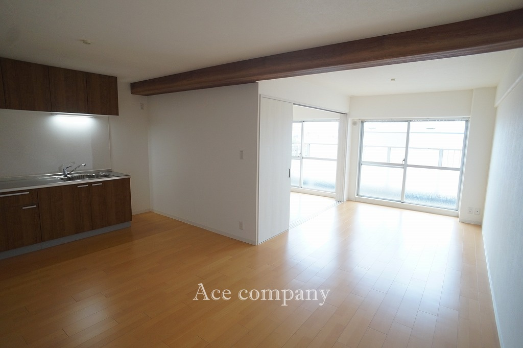 【居間・リビング】の画像