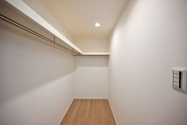 マドレコート大西町3丁目新築一戸建て|4LDK+駐車2台可(車種制限有)の洋室|-2階主寝室-
WIC