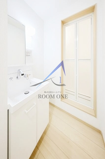 ラプラス南池袋の洗面所|独立洗面台です。