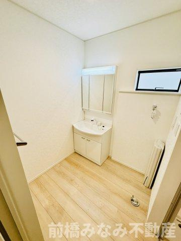 前橋市河原浜町第3　２号棟(全４棟)　クレイドルガーデン　新築建売分譲の独立洗面台|使いやすい独立洗面台です