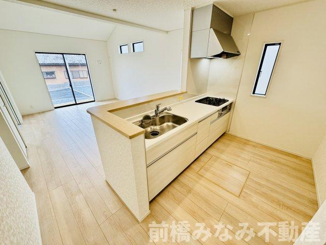 前橋市河原浜町第3　３号棟(全４棟)　クレイドルガーデン　新築建売分譲のキッチン|きれいなキッチンです