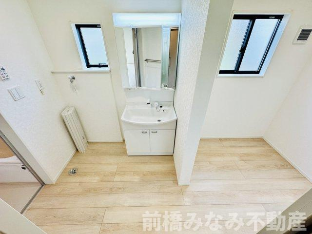 前橋市河原浜町第3　３号棟(全４棟)　クレイドルガーデン　新築建売分譲の独立洗面台|独立洗面台です