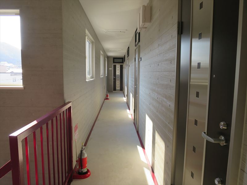 プリマベーラ高砂のロビー