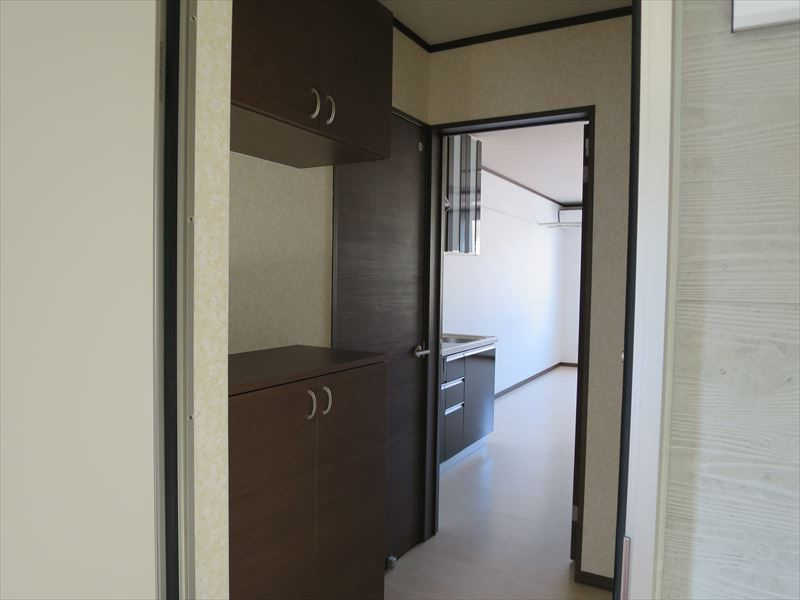 プリマベーラ高砂の玄関