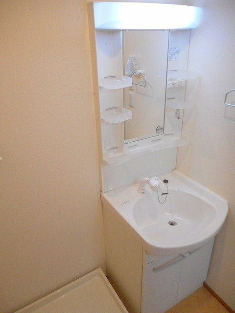 グランベールの洗面所|★独立洗面台★