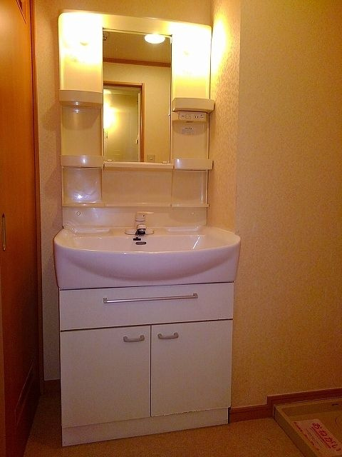 ヒルズ向イ山の洗面所