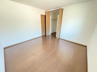 【洋室】 | 羽衣４丁目　中古一戸建