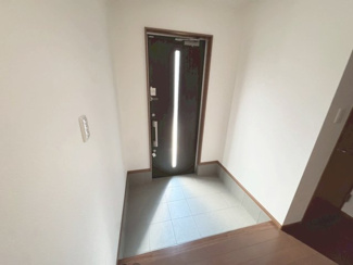 【玄関】 | 羽衣４丁目　中古一戸建