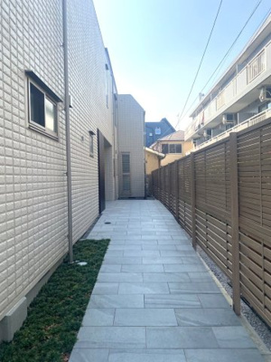 【エントランス】 | ステラ駒場