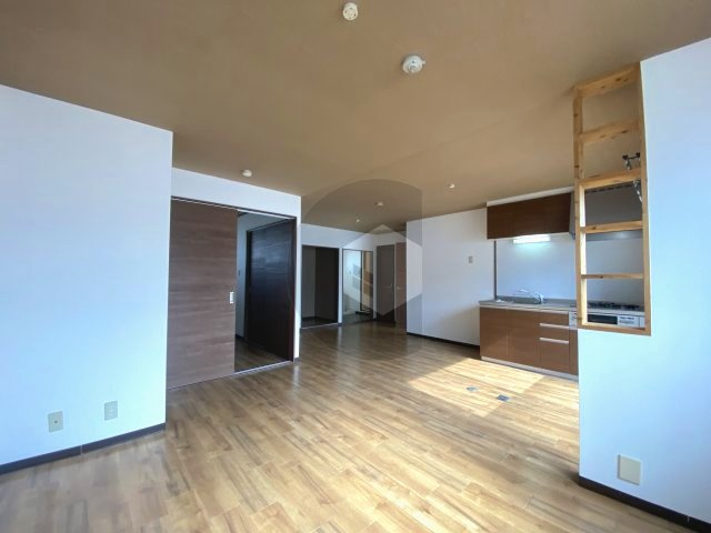 グロースハイツ吉田下島の居間・リビング