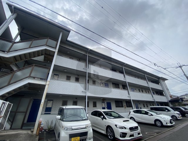 グロースハイツ吉田下島の外観