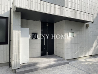 【エントランス】