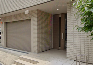 【エントランス】