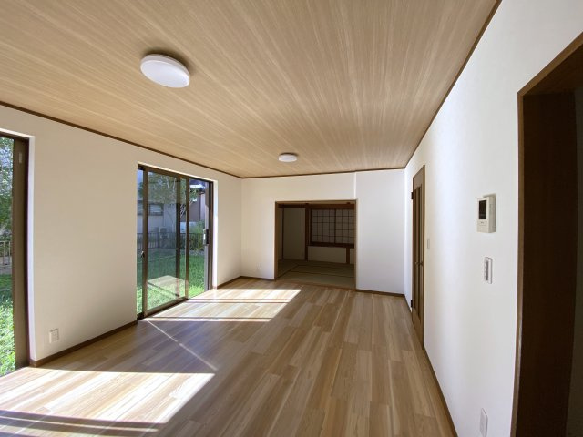 大網白里市みずほ台1丁目中古戸建ての居間・リビング