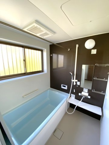 大網白里市みずほ台1丁目中古戸建ての浴室